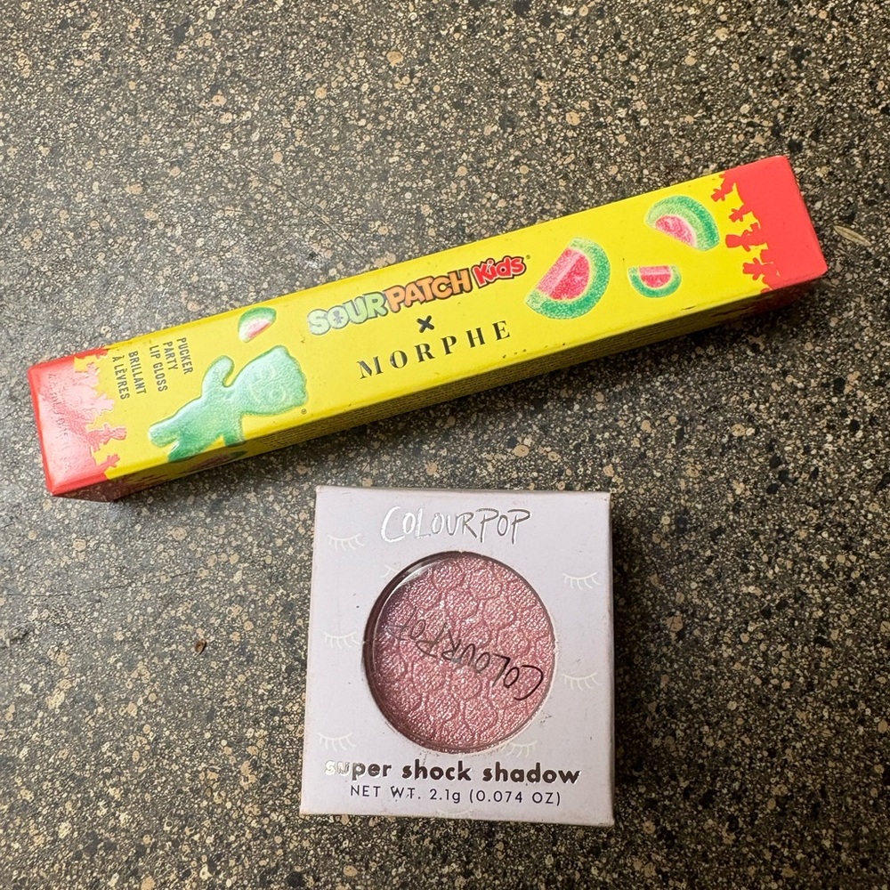 Morphe Lip Gloss and a Colourpop super shock eyeshadow